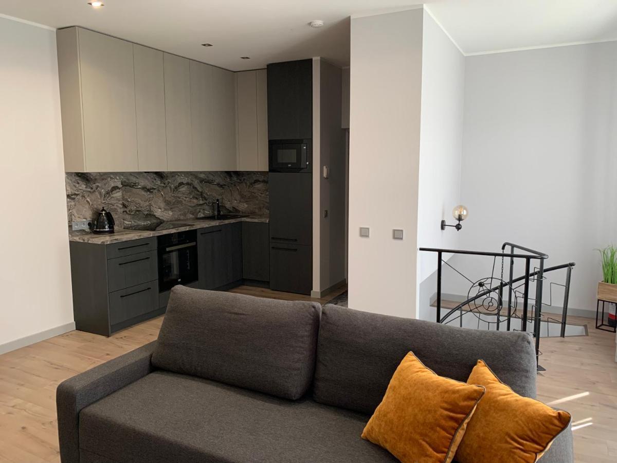 Zair Fireplace Apartments Talin Exterior foto